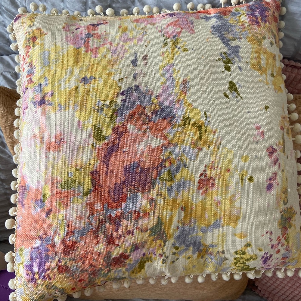 Pom Pom Pillow